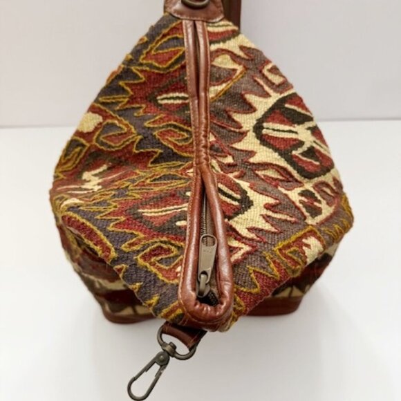 Yun Art Vintage Kilim Wool Carpet Sling Backpack Leather Trim Tribal Boho - Picture 5 of 11